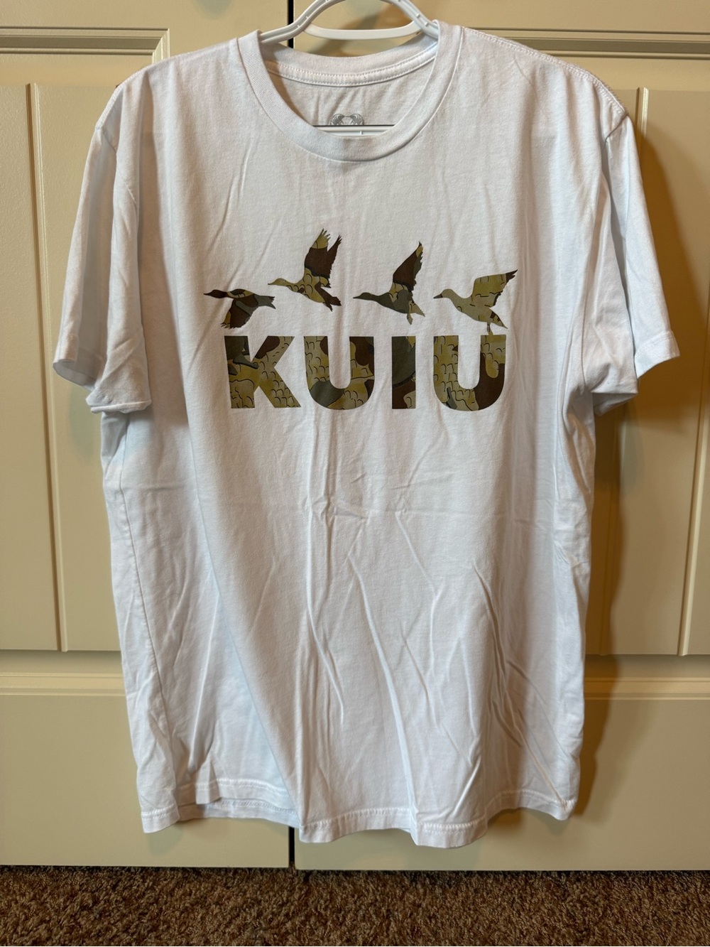 KUIU White Logo Crew Neck T-Shirt